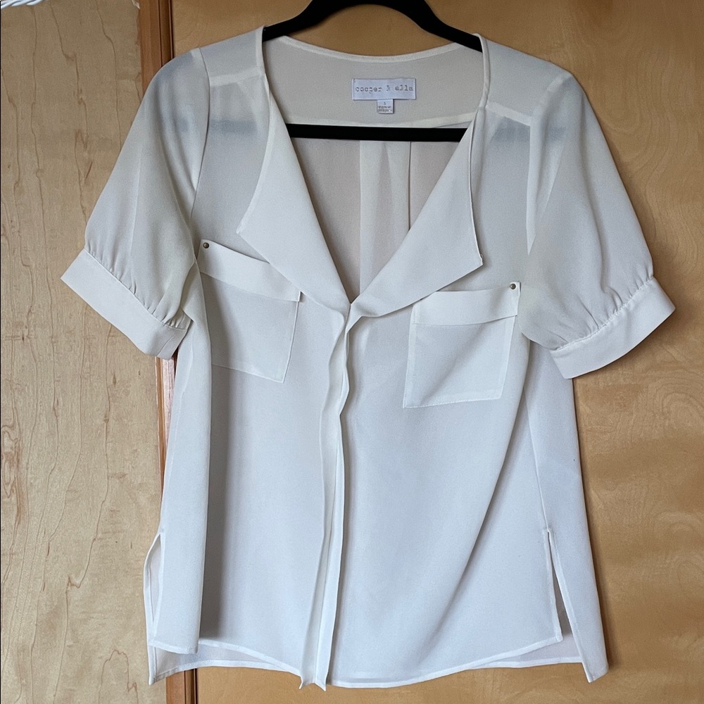 Cooper and Ella Cream top size small